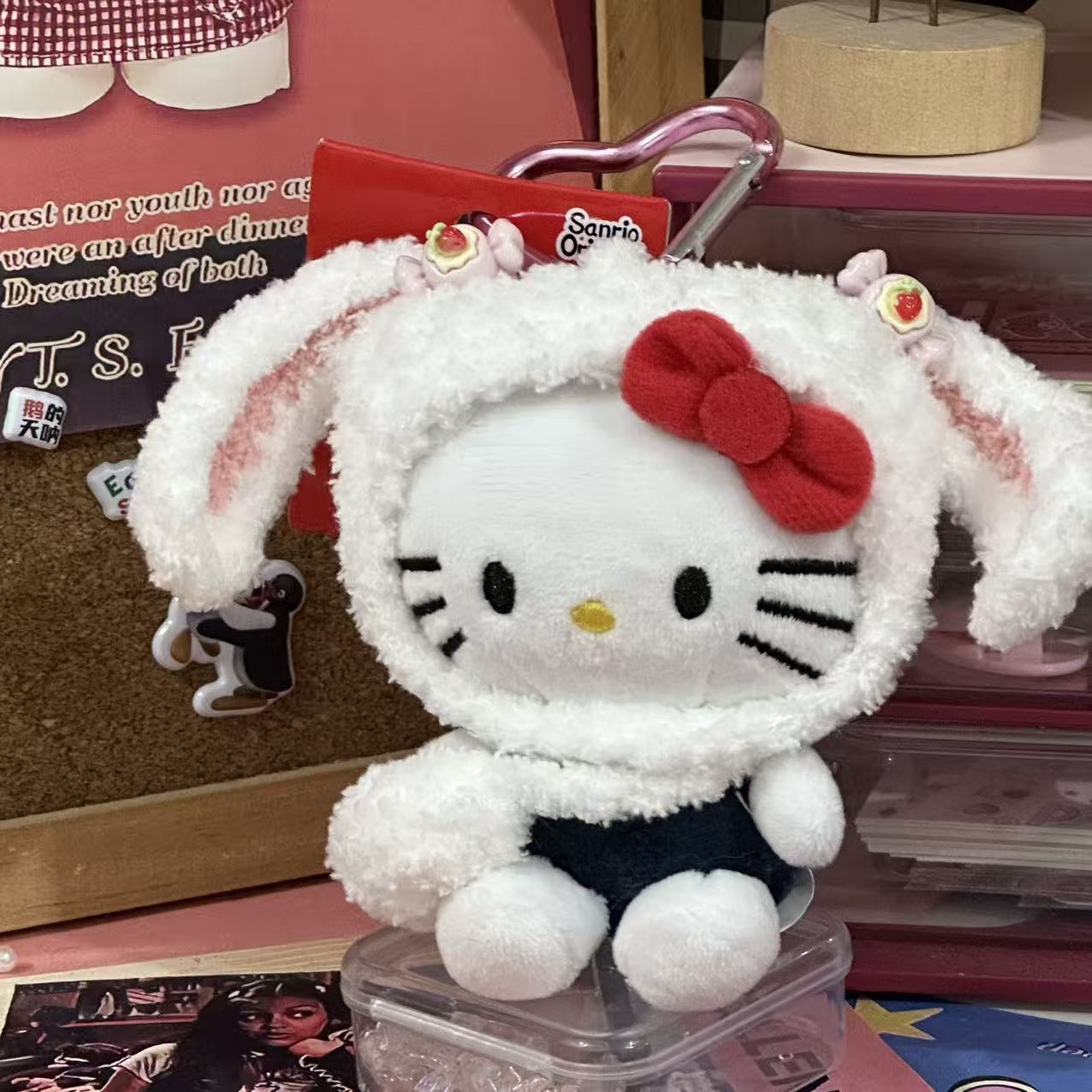 Amor hellokitty muñeca colgante llavero colgante bolsas de regalo bolsas de peluche lindo muñeca colgante lindo