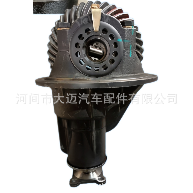 Suitable for Foton Navigator S1/S2 Aoling m Card Era King Kong Light Truck Rear Axle Differential 10 Teeth 8:39/9:39