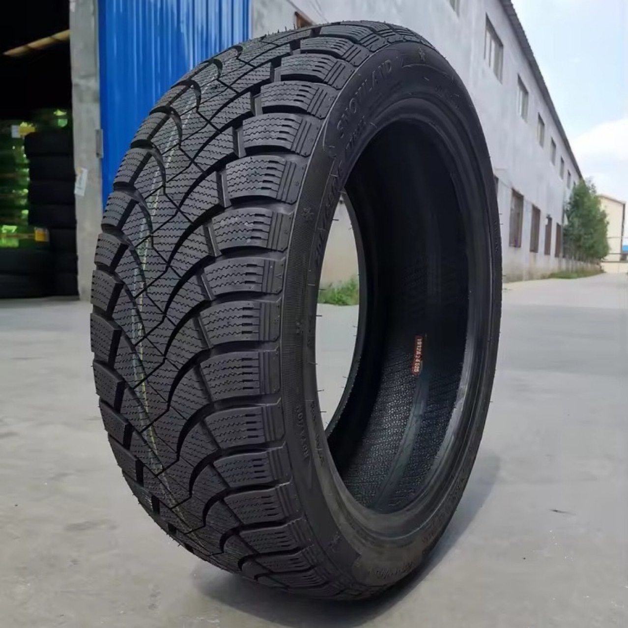 冬季雪地胎155/165/175/185/195/205/215/40/45/50R13R14R15R16