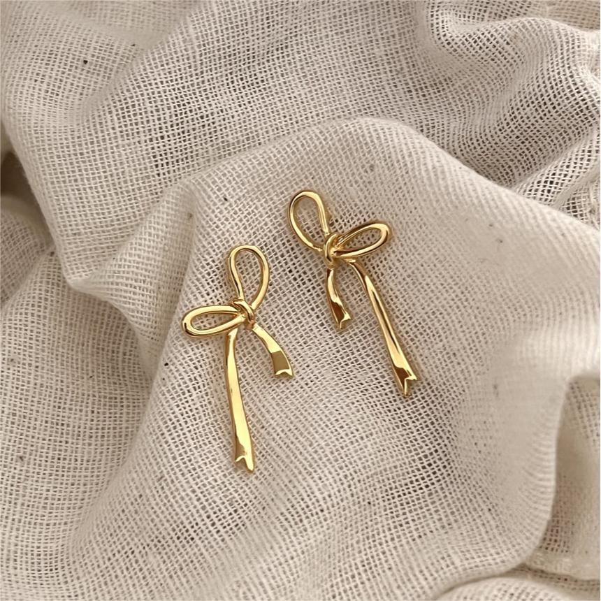 1 Pair Simple Style Bow Knot Plating Sterling Silver Ear Studs display picture 9