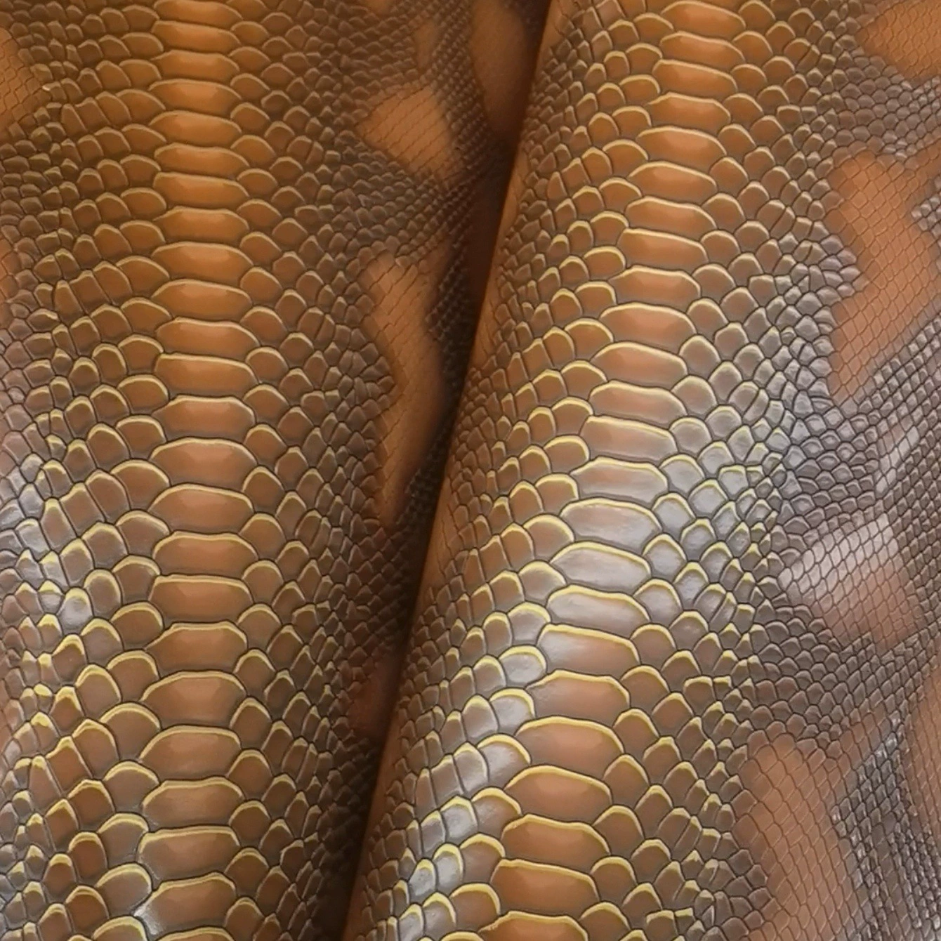 Глянцевая коричневая искусственная кожа со змеиным узором, темно-коричневый градиентный узор, износостойкий и водонепроницаемый, материалы для обуви, сумки и ткани для одежды.