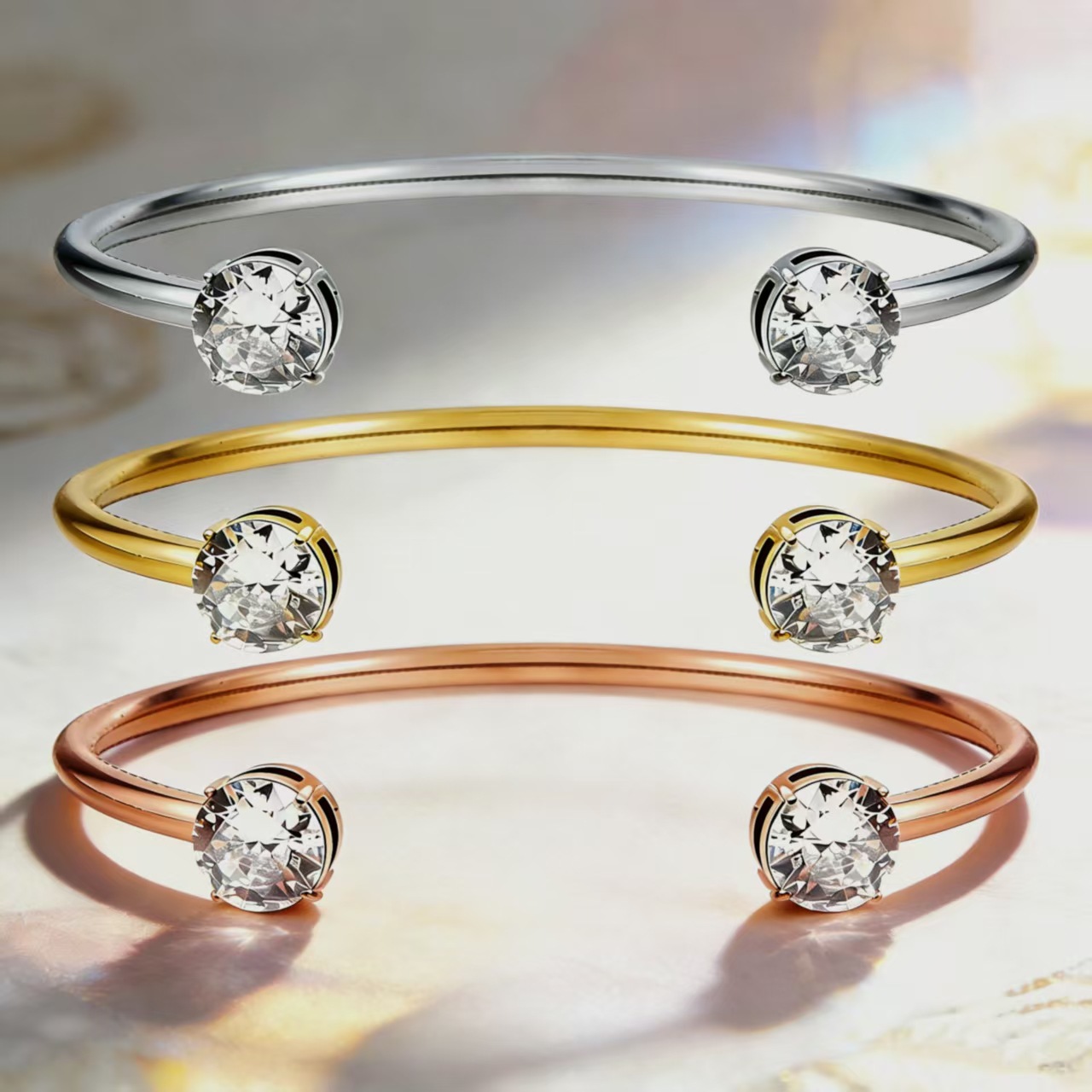 跨境轻奢高级感锆石开口手镯女 小众设计百搭钛钢可调节精致手饰