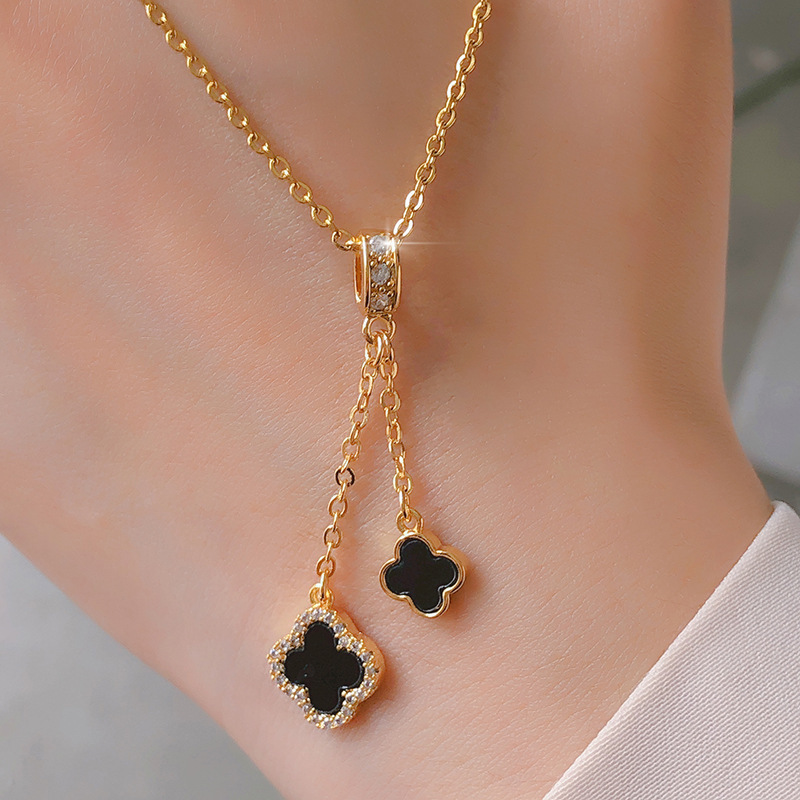 Collar de acero de titanio para mujeres simple y versátil estilo ligero de lujo nicho diseño de alta calidad no decoloración joyería de cadena de clavícula al por mayor