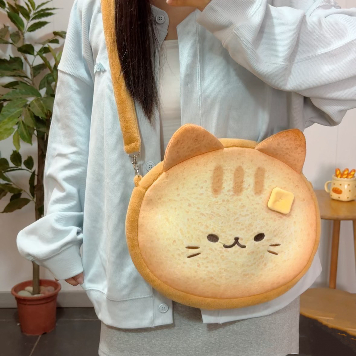 Women's Plush Cat Cute Sweet Oval Zipper Shoulder Bag Coin Purse display picture 13