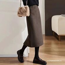 新款黑色直筒春秋加厚毛呢半身裙女高腰显瘦冬季字群包臀一步裙