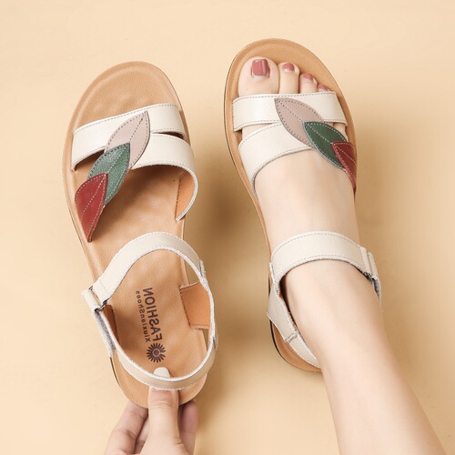 First-layer cowhide mother's sandals genuine leather middle-aged and elderly 50-year-old summer soft-soled women's shoes middle-aged flat-soled elderly anti-slip women's shoes