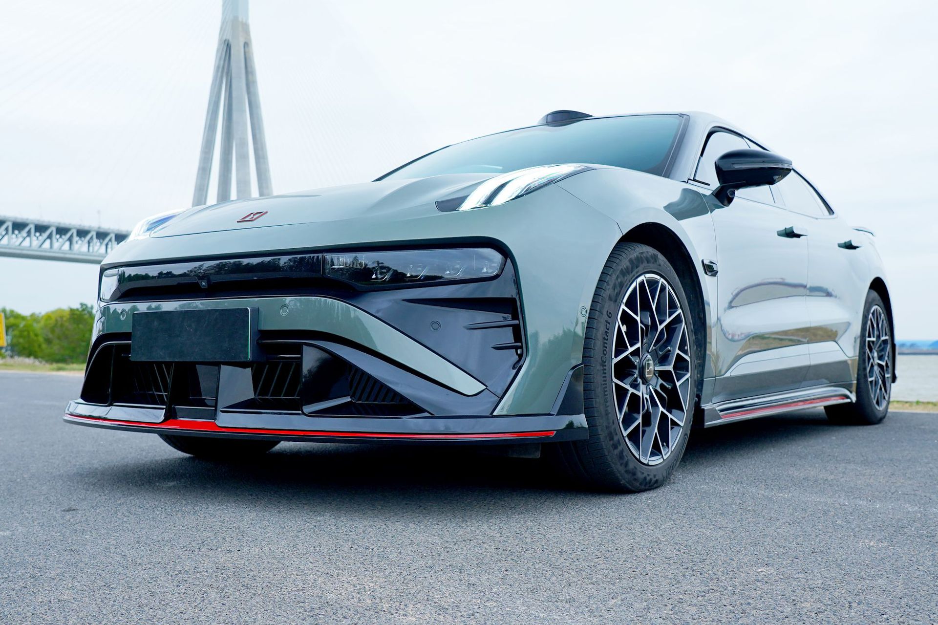 Suitable for 21-26 model Zeekr 001 DC model wide-body modification front spoiler, side skirts, rear lip, and sporty rear wing kit