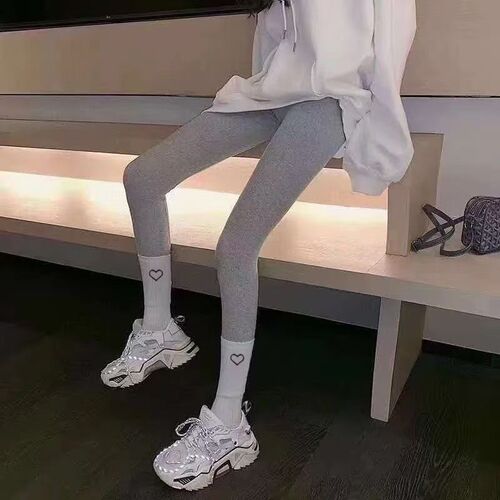 Love socks for men and women, mid-calf socks, trendy college style, autumn and winter mid-calf, INS Korean style, black and white thin model