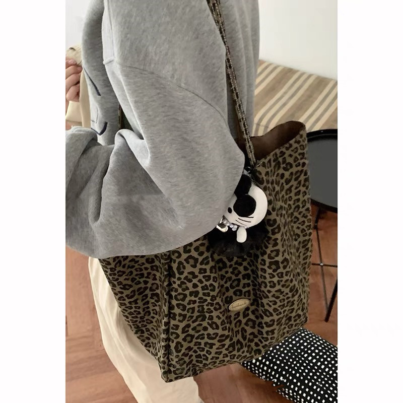 fe4194b4ce62e90f8c6b0be36061a5