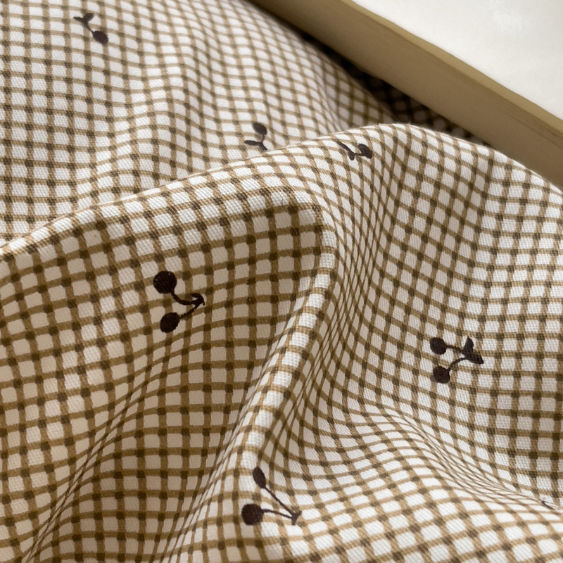 100 Xinjiang algodón algodón cuatro piezas de ropa de cama tres piezas de ropa de cama de una sola colcha impresa dormitorio de estudiantes