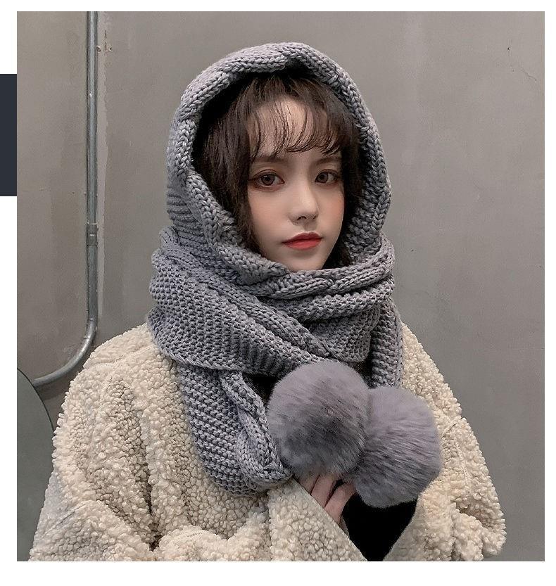 Sciarpa con cappuccio in maglia e protezione orecchie donna_voghion.com