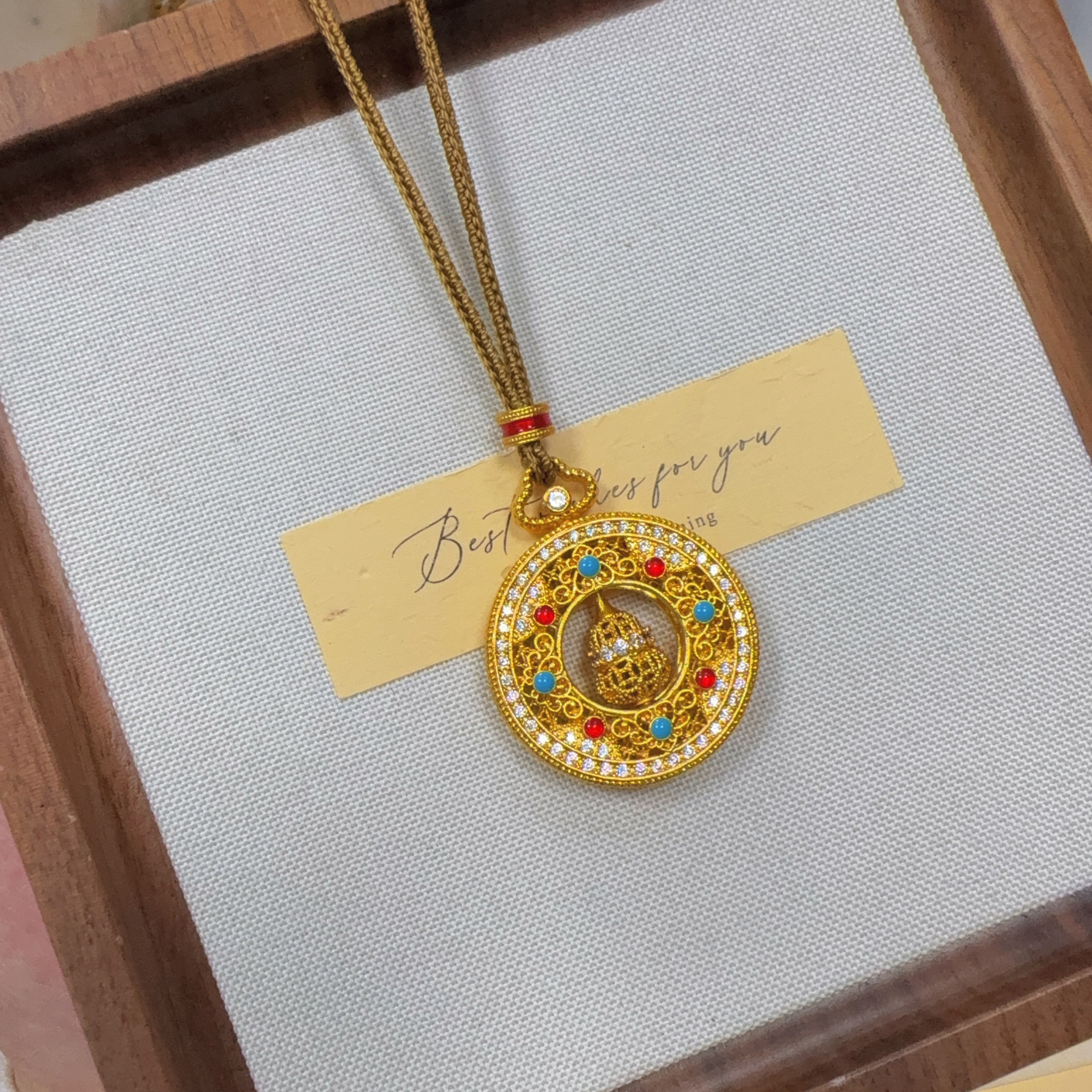 30mm 다이아몬드가 박힌 중공 조롱박 나침반 Ruyi 로프