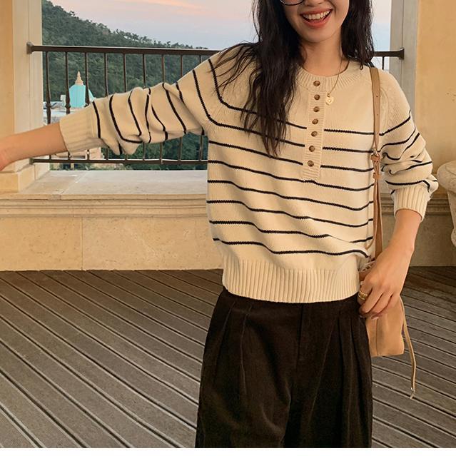 Knitted Sweater 2025 Autumn and Winter New Style, Fashionable and Versatile, Slimming Striped High-Quality Pullover Sweater for Women, Festive New Year Women's Clothing