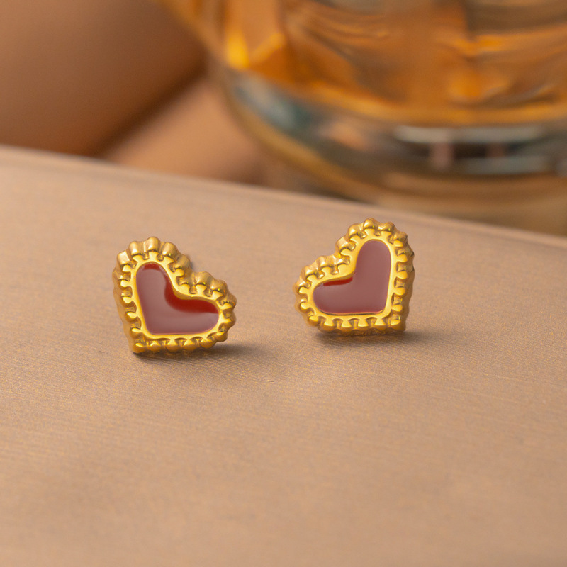 Minimalist Heart-Shaped Enamel Earrings in the Style of Popular Influencers on Instagram, New Cross-Border Accessory, French Vintage Earrings for Women
