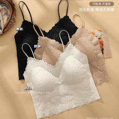 New summer traceless suspender with breast pad for women with ice silk and outer wear integrated cup lace beautiful back suspender vest