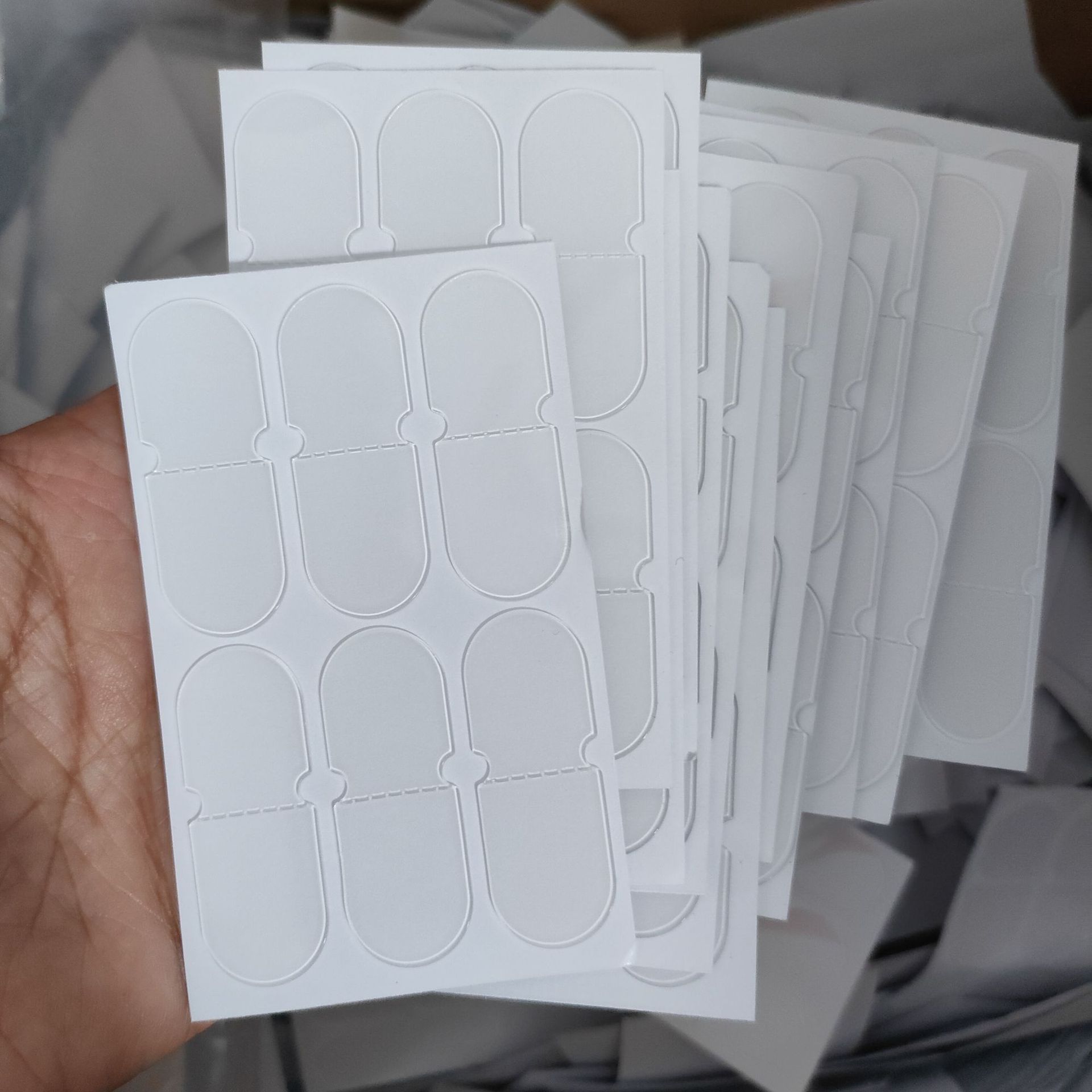 Transparent dotted line 6 stickers