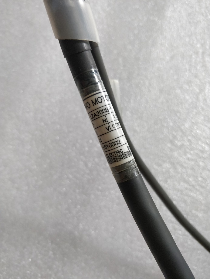 春田谷YASKAWA 安川 SGLFM-1ZA200BP SGLFM-1Z945AC 原装拆机件