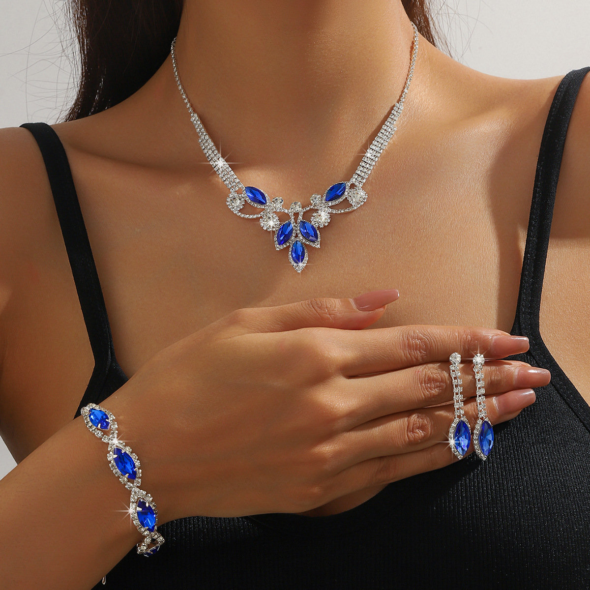conjunto de colar brinco conjunto de joias conjunto de vestido de banquete colar elegante tudo combina joias de noiva_voghion.com