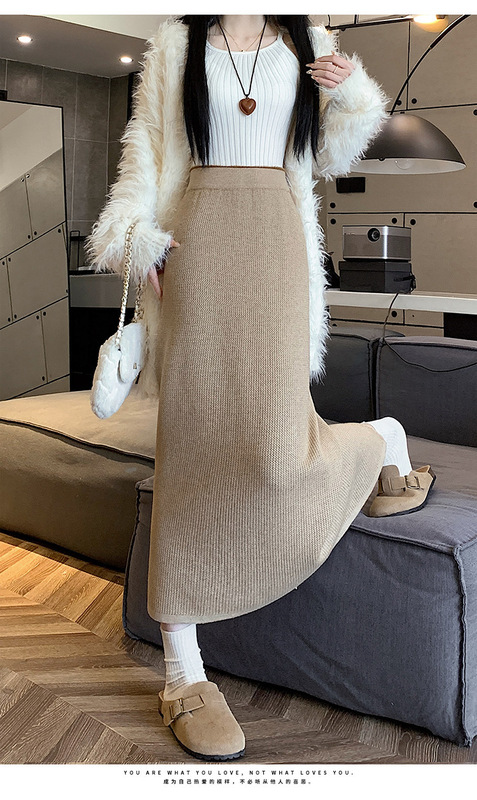ベルベットの厚いニットのスカートの女性秋冬の新しい小柄なストレートのフォークのスカートのa字のお尻の長いスカート|undefined