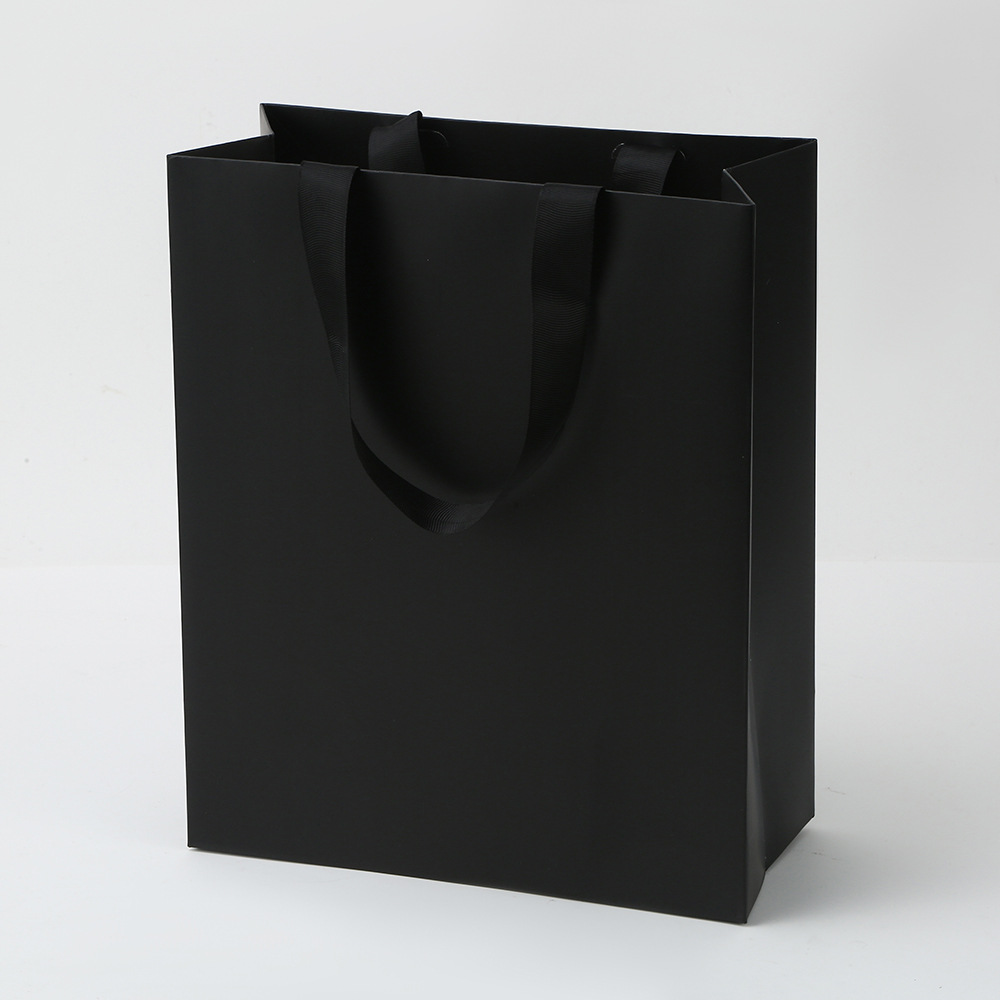 Bolsas de papel de mano de stock joyería ropa bolsa de papel de cartón blanco logotipo impresa bolsa de embalaje vertical bolsa sin cintura