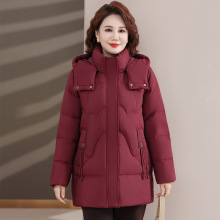 品牌羽绒服女2025新款中长款宽松加大码洋气中老年加厚保暖妈妈装