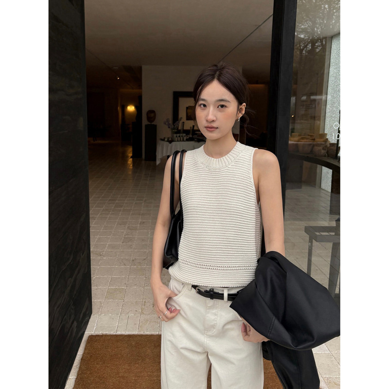Tg Art Magazine Simple Ribbed Slimming Round Neck Wide Strap Sleeveless Knitted Vest 2026 Spring Collection 26279