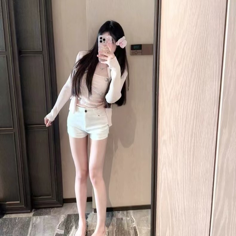 2025秋冬款法式名媛气质金扣吊带针织开衫女修身显瘦两件外套套装|undefined