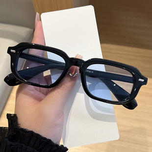 �W���͹ų������С����̫����R��Ů���AĘ�@�������ĵϽ���ī�R