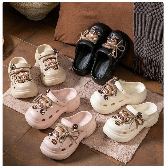 Anti-Slip New Thick-Soled Toe-Cap Sandals Cartoon 2025 Summer Eva Increased Wear-Resistant Hole Shoes for Women to Wear Outdoors