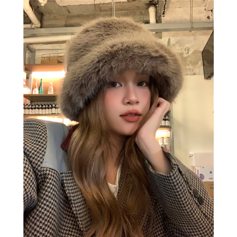 Knocking on Winter Snow Mountain Western Sichuan Tourism Plüsch-Fischer für Frauen, um sich warm zu halten und das Gesicht klein zu zeigen_voghion.com