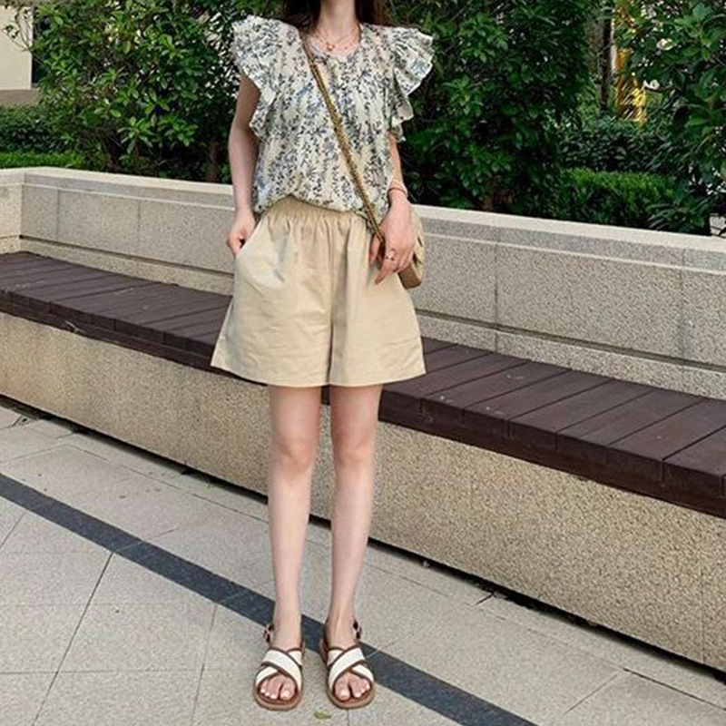 Summer Korean style French style versatile chic top fungus pleated small flying sleeve shirt Women + shorts two-piece set