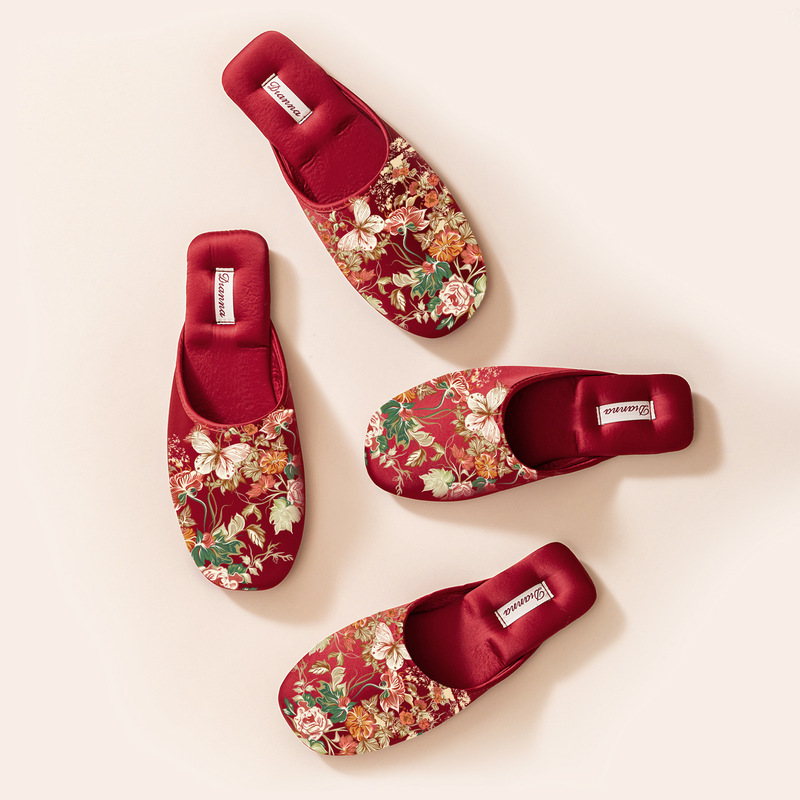 Home Slippers with a High-End Feel, Indoor Burgundy Bride Wedding Slippers, Thick-Soled, Non-Slip, Wear-Resistant, Warm Dowry Slippers