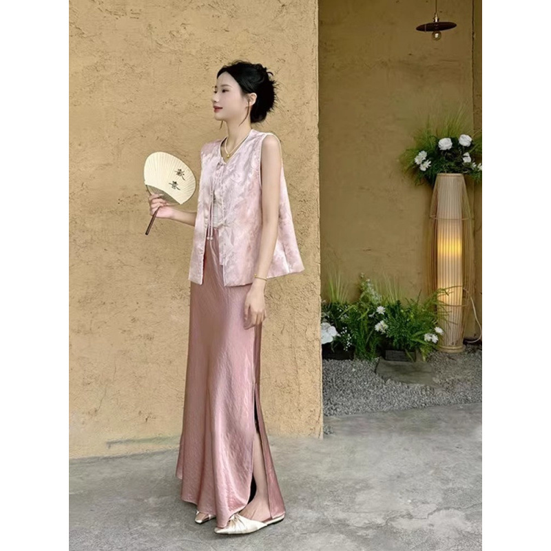 2025年夏服、ユニークで美しい新しい中国風ピンクジャカードベストとスカートの2点セット|undefined