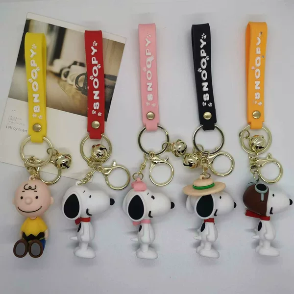 Cross-border Creative Cartoon Charlie Snoopy Keychain Pendant Couple Bag Car Keychain Accessories Gift