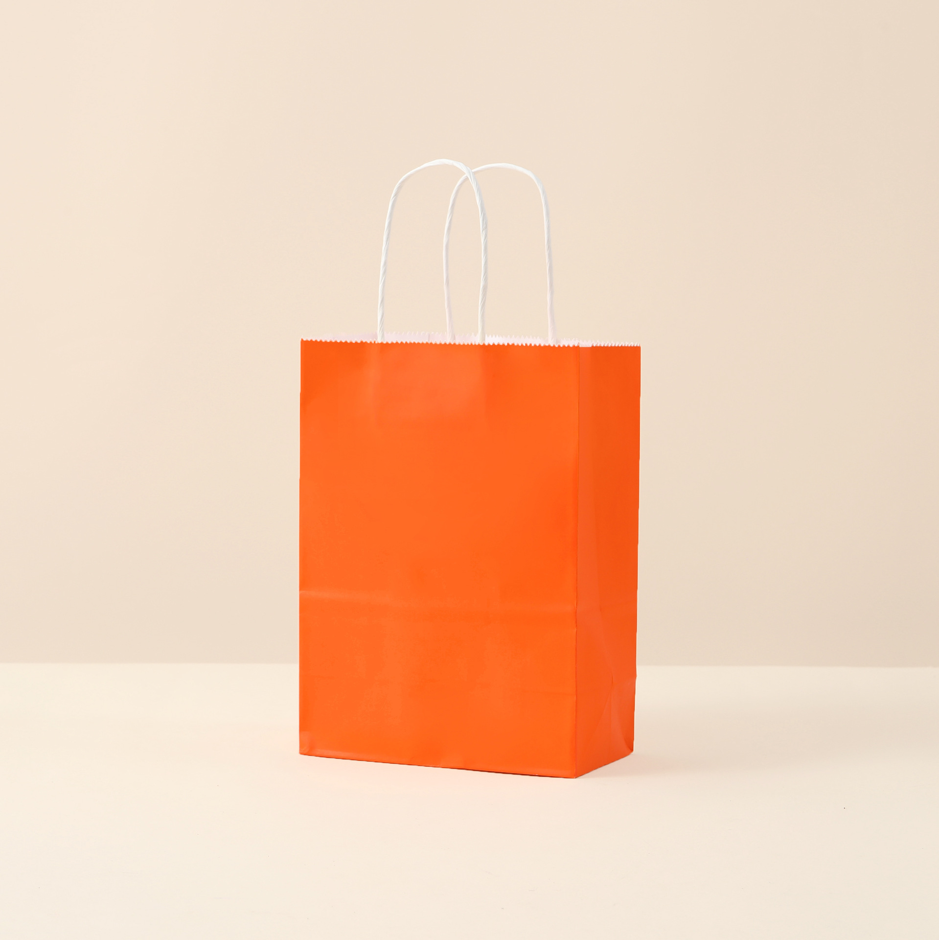 Laranja; 15*8*21cm
