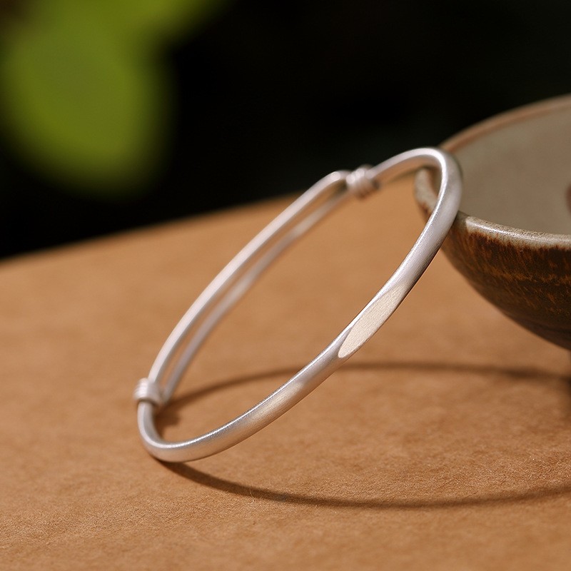 Mô hình nhỏ không lời (khoảng 11.5 gram)