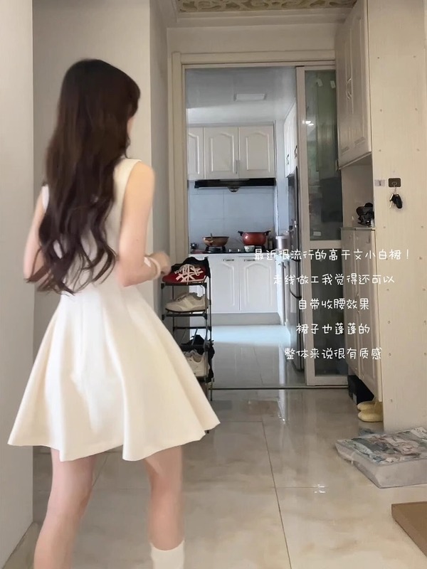 今年人気のスカート、女性用高級ドレス、夏の高級スカート、ピンチウエスト痩身白スカート|undefined