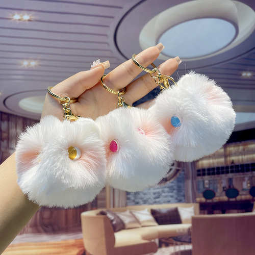New wholesale plush cat keychain pendant Yiwu Epoxy small commodities student cute backpack mobile phone pendant