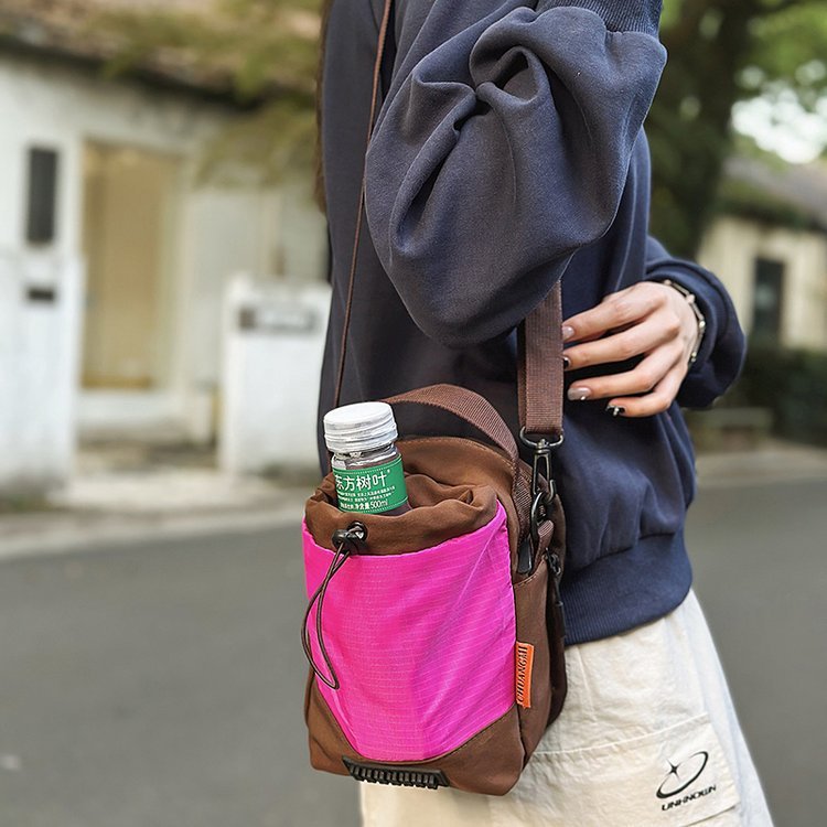 女性用スポーツクロスボディバッグ、男性と女性用のアウトドア巾着バケットバッグ、新しい軽量携帯電話バッグ、トレンディなブランドの軽量バッグ|undefined