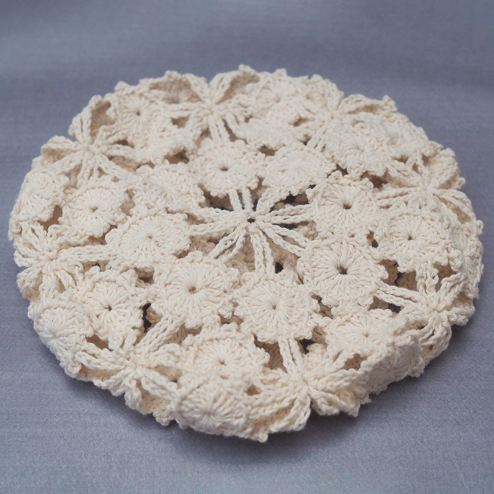 yunweny手工钩编复古小花针织帽女四季时尚钩针花朵棉线手钩帽子