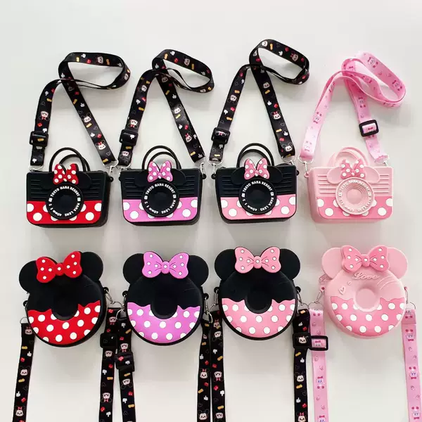 Wholesale E-Commerce Hot-Selling Mickey Mouse Silicone Coin Purse Crossbody Bag Coin Purse Makeup Bag Data Cable Storage Earphones