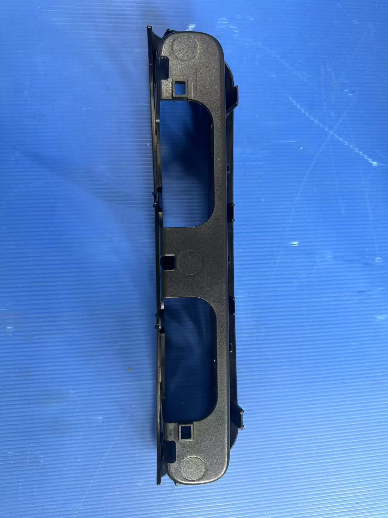 Auto Parts Central Control Door Armrest Injection Mold Black Electroplating Parts Injection Mold Car Abs Injection Mold