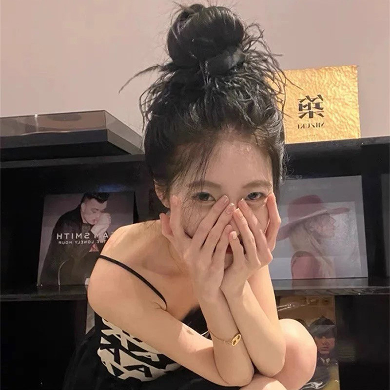 韓国の東大門の優しい気質の毛のサテンの大腸の髪の輪のひもの百合のネットの赤い団子の髪のひもの花|undefined