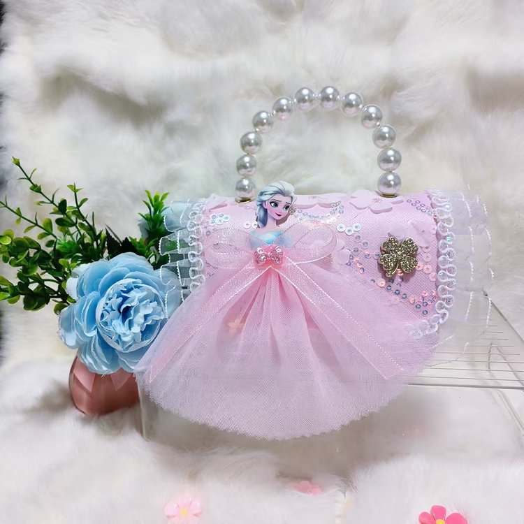 2025101616414158914943w1280h12