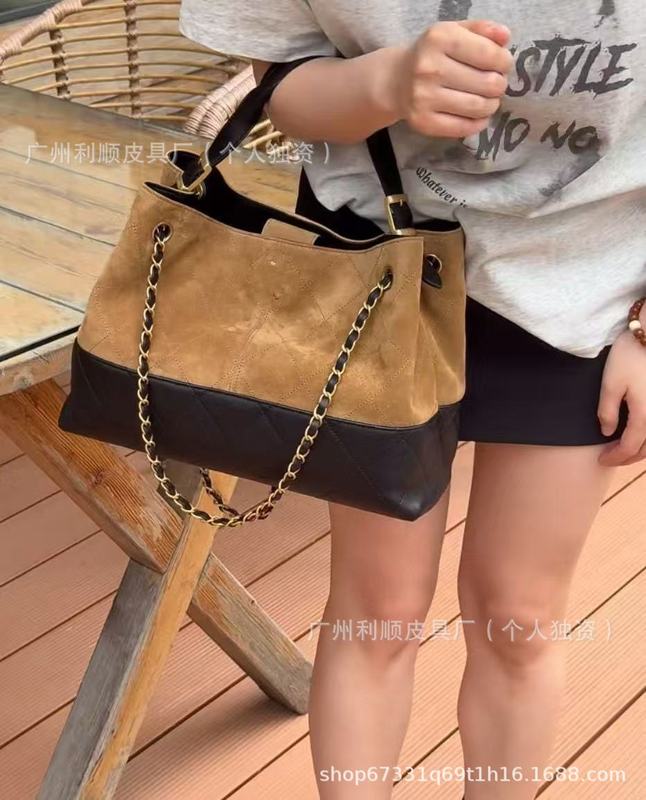 广州高版25A小香麂皮双拼色菱格托特包hobo菱格链条真皮横版女包|undefined