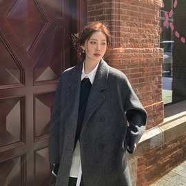 秋冬新款驼绒长款双面毛呢外套女宽松羊毛过膝大衣双排扣慵懒风厚