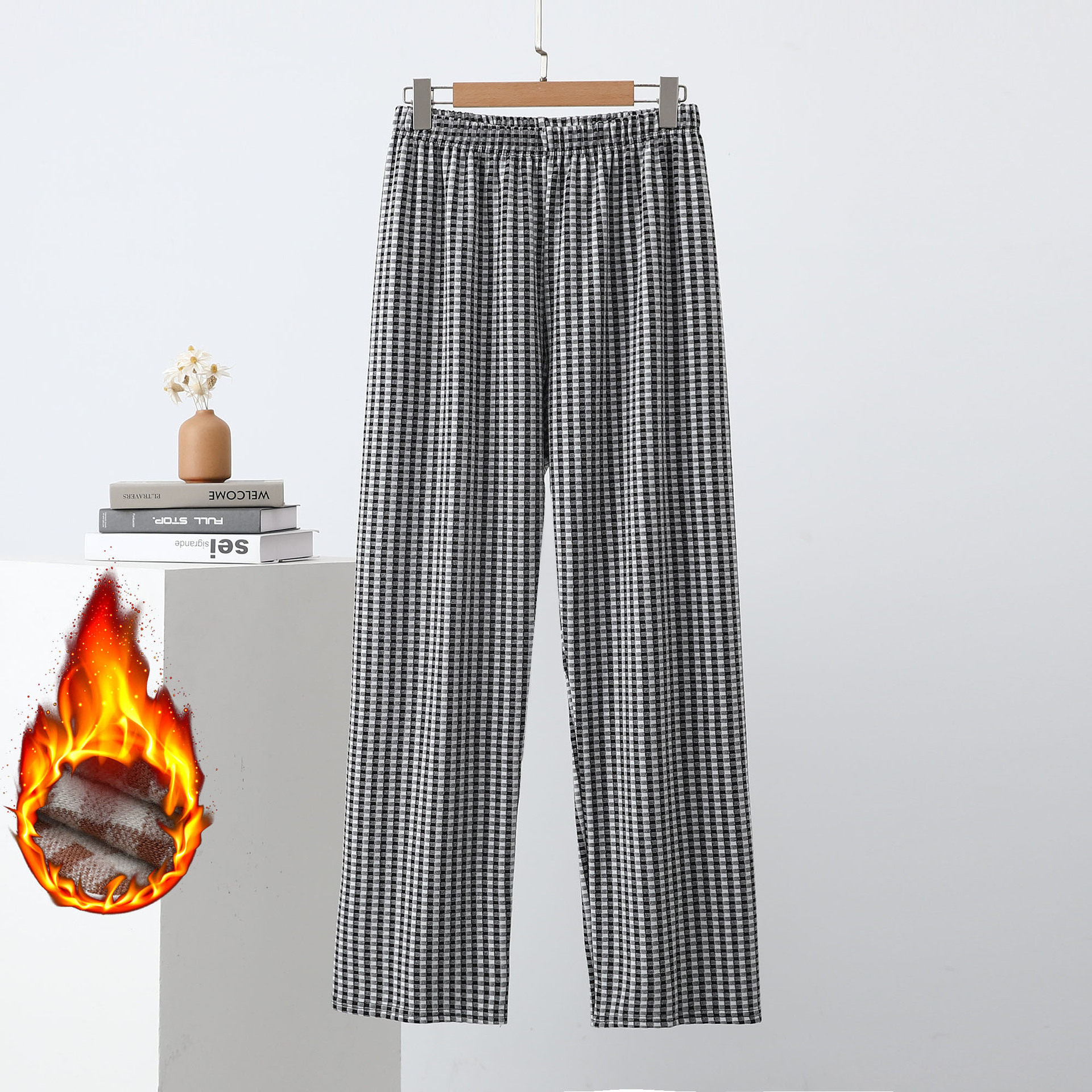 新しい格子の半ズボンの女性の夏の薄い金のキャンディーの色の韓国版の綿の布の運動の高い腰のゆったりしているカジュアルなストレートの睡眠のズボン