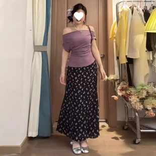 2025 Plus Size Fat mm Summer New One-Shoulder Slimming Look T-Shirt High-Waisted Floral Skirt Two-Piece Set for Women