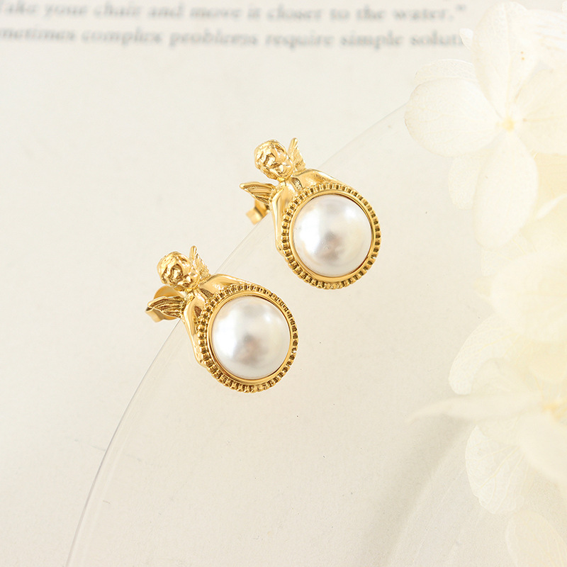 Elegant summer earrings from pearl stainless steel