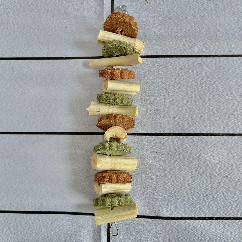 Small skewers of sweet bamboo teeth grinding skewers
